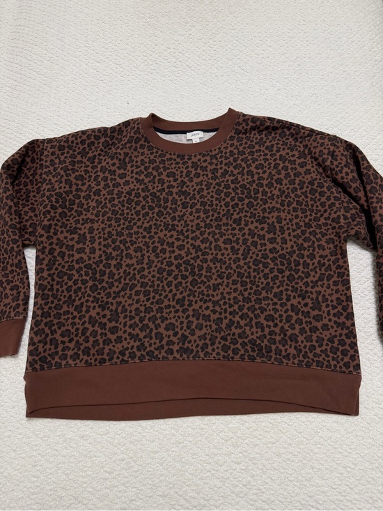 J. Crew Sweaters - J. Crew Leopard Pullover Sweatshirt Women’s Size XL